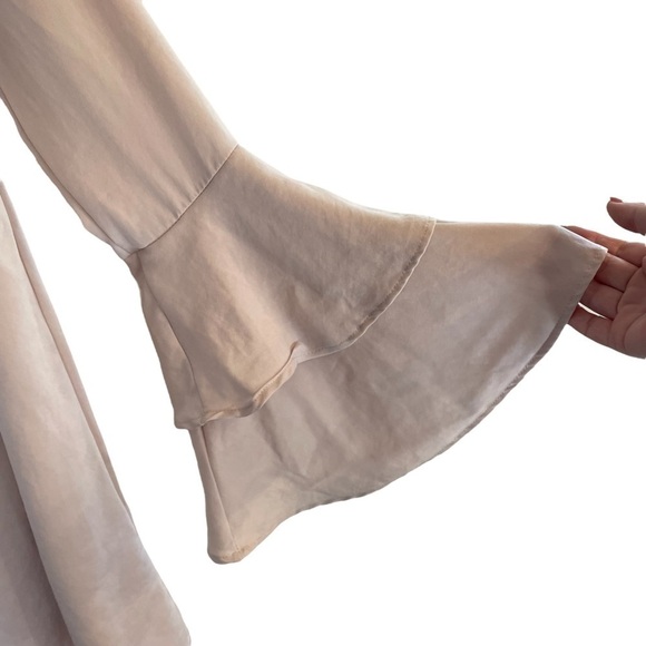 Lulus Get a Glimpse Champagne Bell Sleeve Dress, Size S - Picture 6 of 12